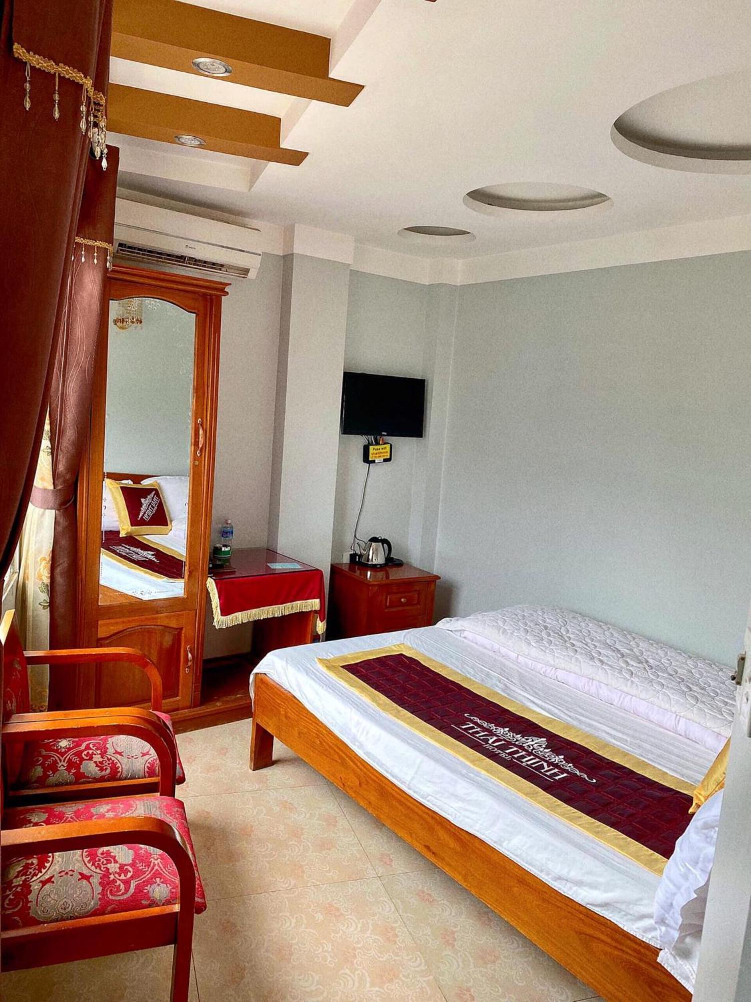 דונג ואן Thai Thinh Hotel מראה חיצוני תמונה