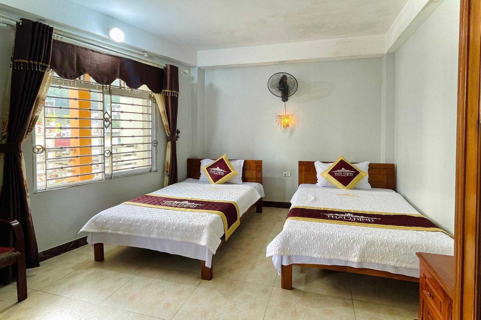 דונג ואן Thai Thinh Hotel מראה חיצוני תמונה