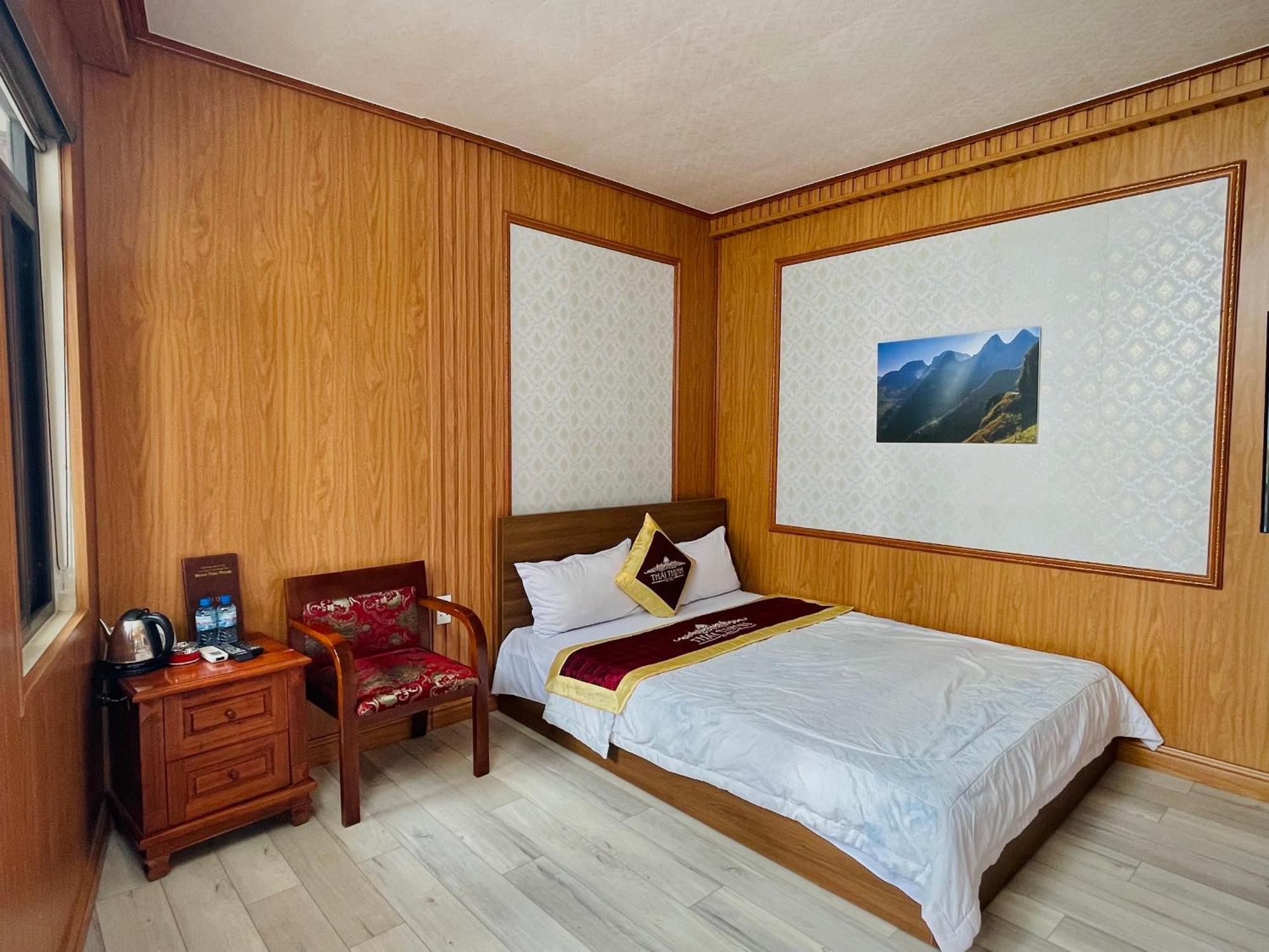 דונג ואן Thai Thinh Hotel מראה חיצוני תמונה